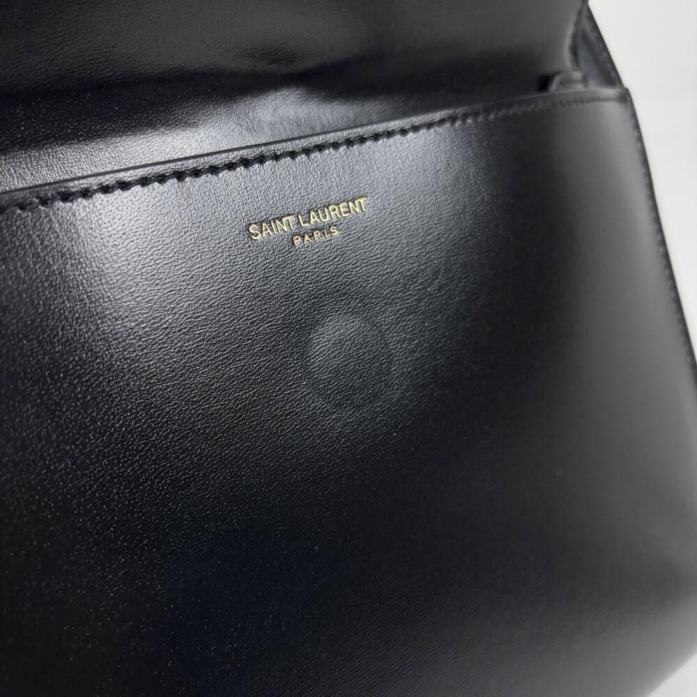 Yves Saint Laurent Handbag