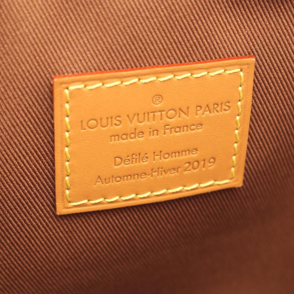 Louis Vuitton Messenger