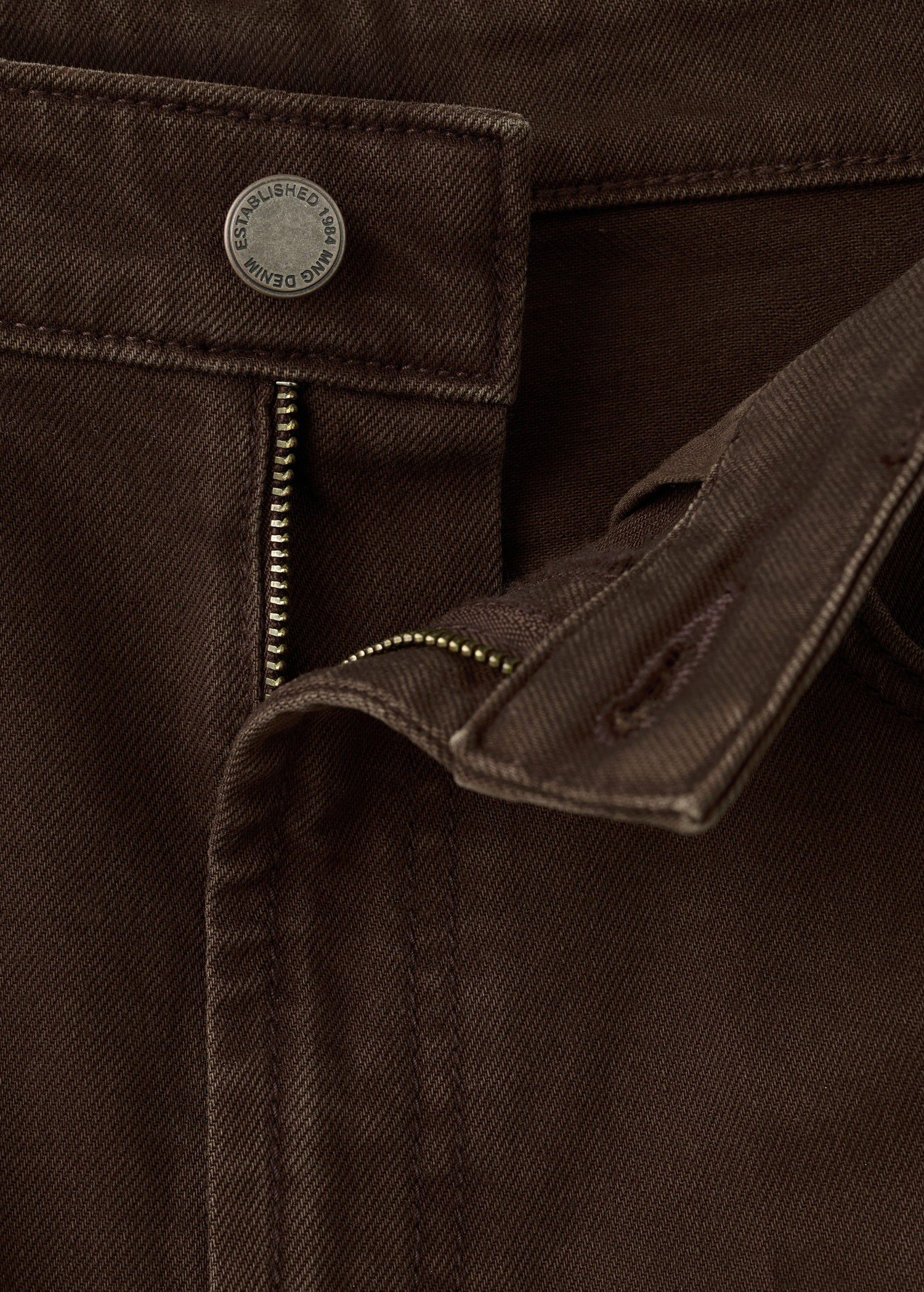 High-waisted wide leg jeans