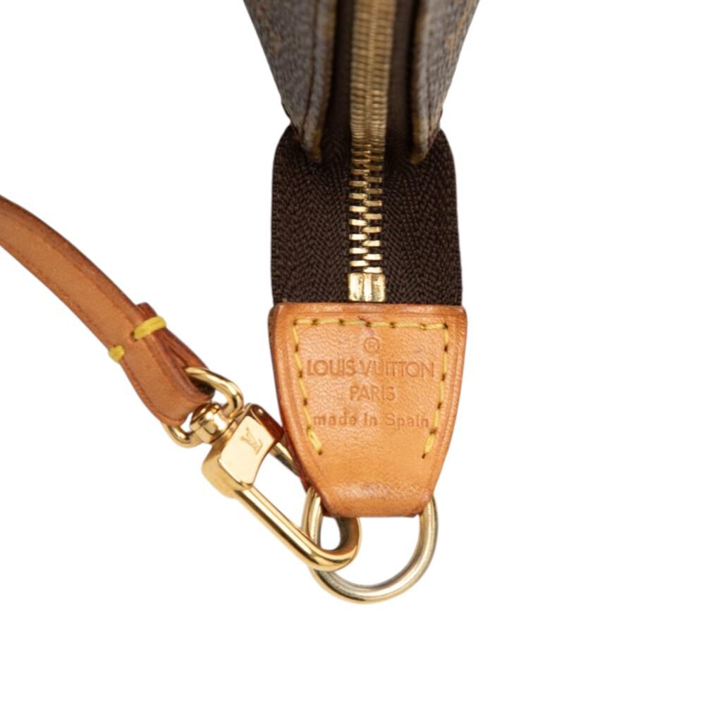 Louis Vuitton Pochette Accessoires
