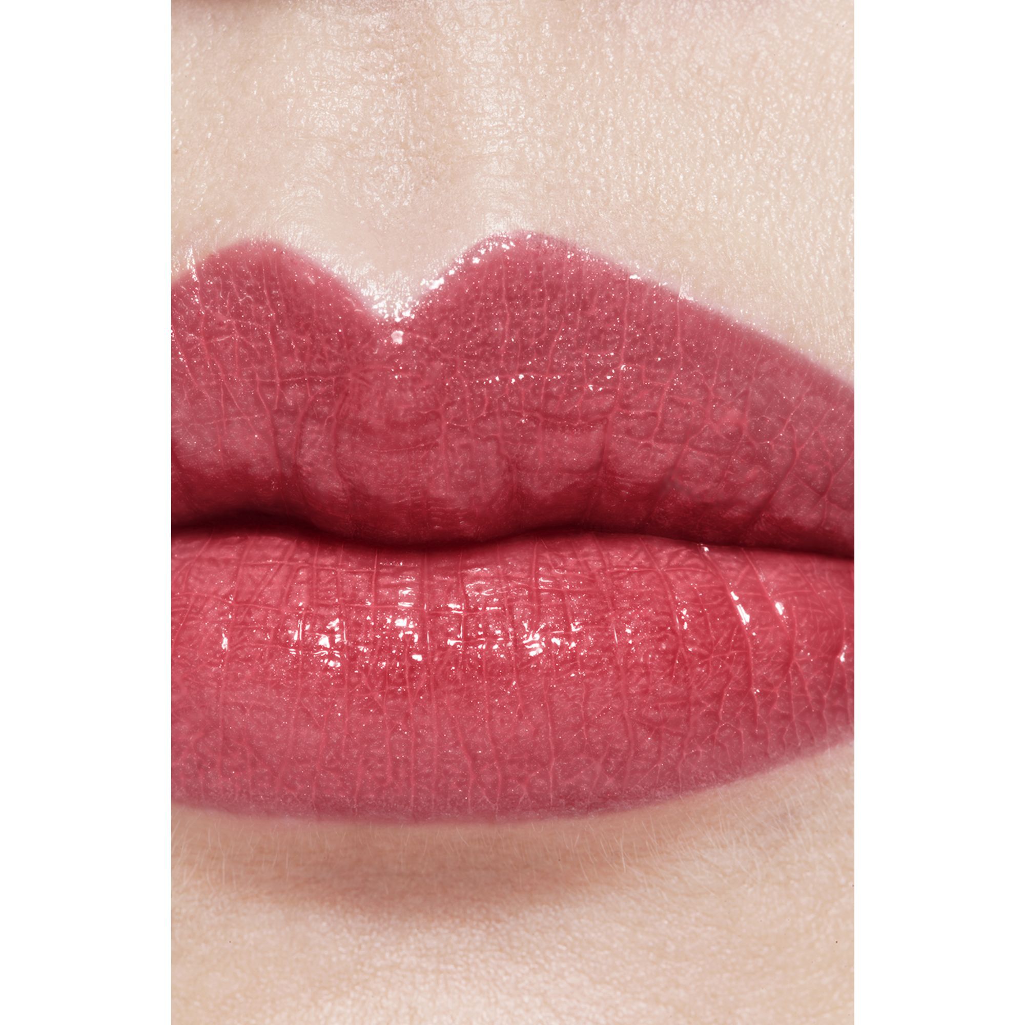 LONGWEAR SATIN L&AElig;BESTIFT  FUGTGIVENDE OG UDGLATTENDE L&AElig;BEPLEJE