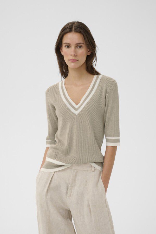 LeenahIW V-Neck Blouse