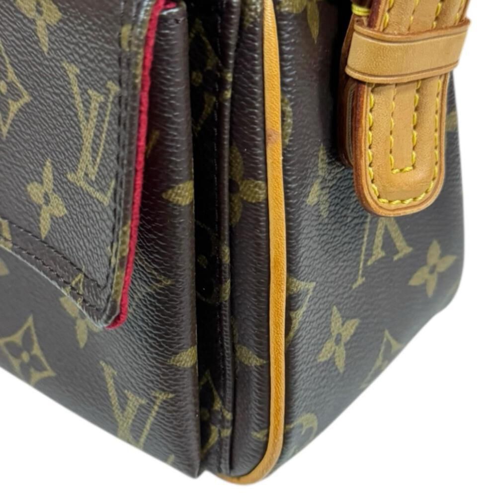 Louis Vuitton Shoulder Bags