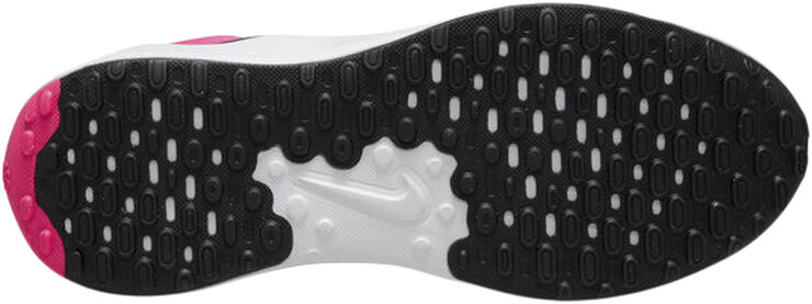 Revolution 7 sneakers