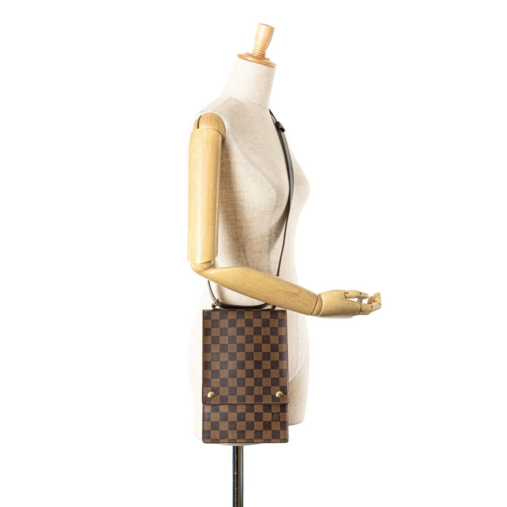 Louis Vuitton Shoulder Bags