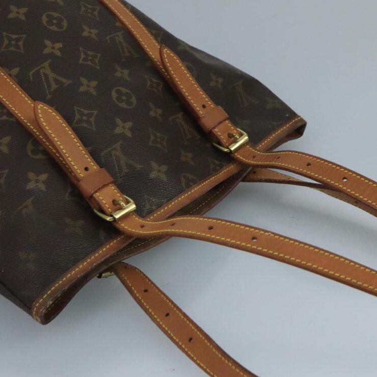 Louis Vuitton Shoulder Bags