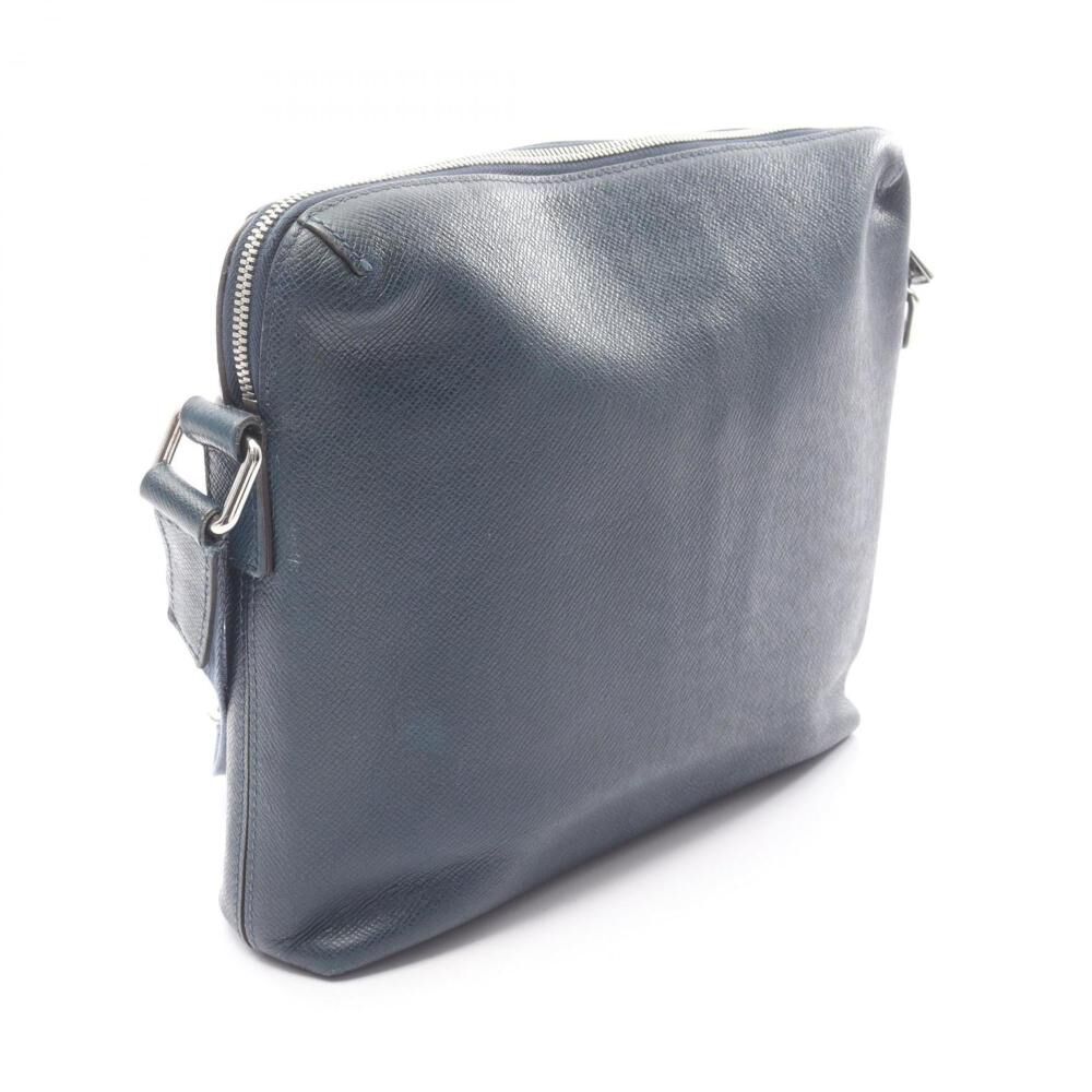 Louis Vuitton Messenger