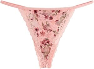 Stringtrosa i spets med ett h&ouml;gt s