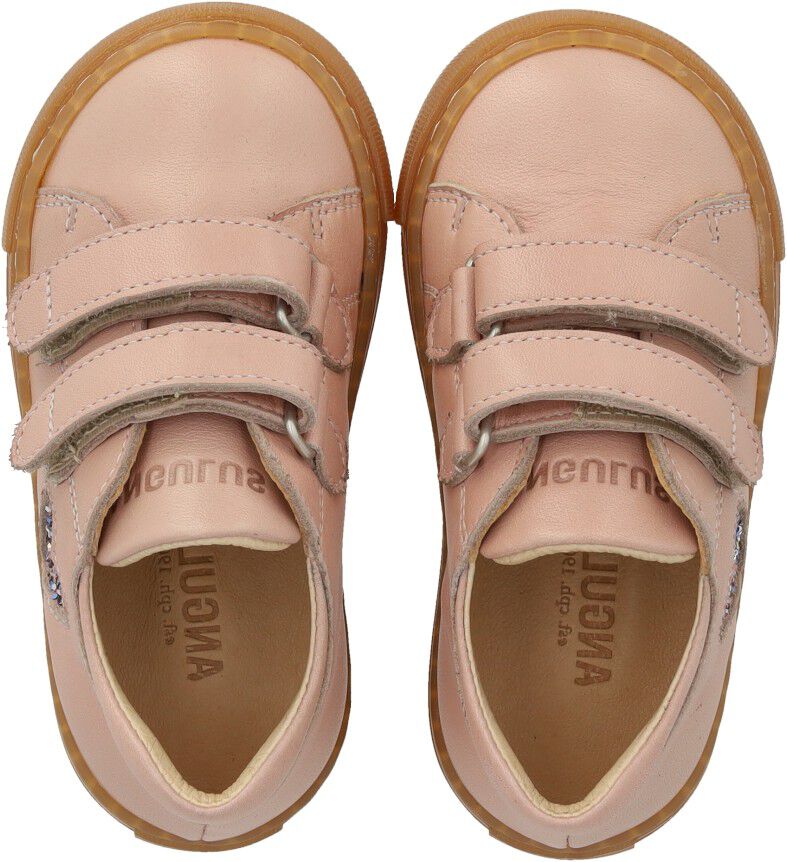 Begynder sneaker med funklende glitterhjerte