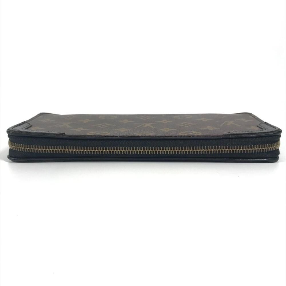 Louis Vuitton Pouch