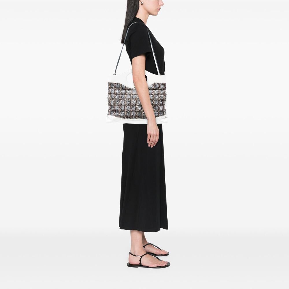 Chanel Shopper
