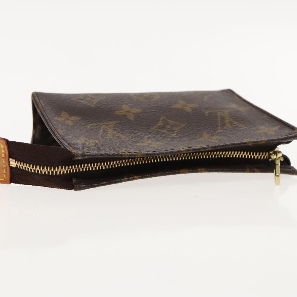 Louis Vuitton Poche Toilette