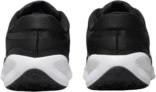 Revolution 7 sneakers