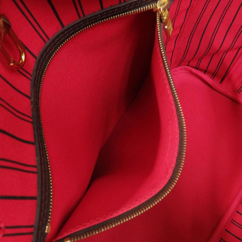 Louis Vuitton Neverfull