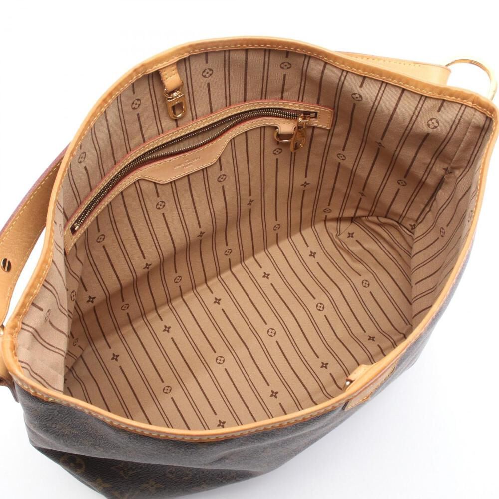 Louis Vuitton Shoulder Bags