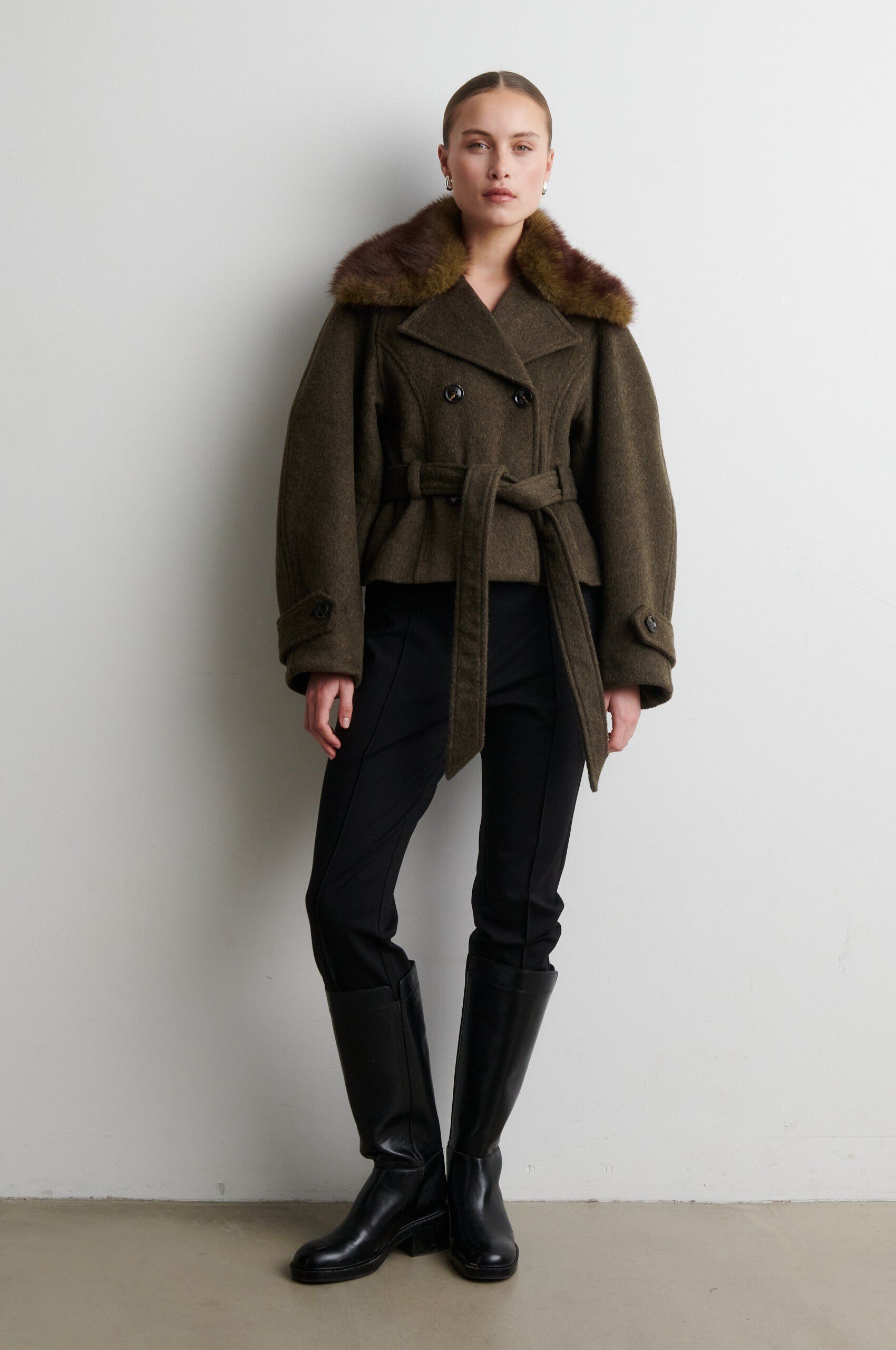 Agola Belt Jacket