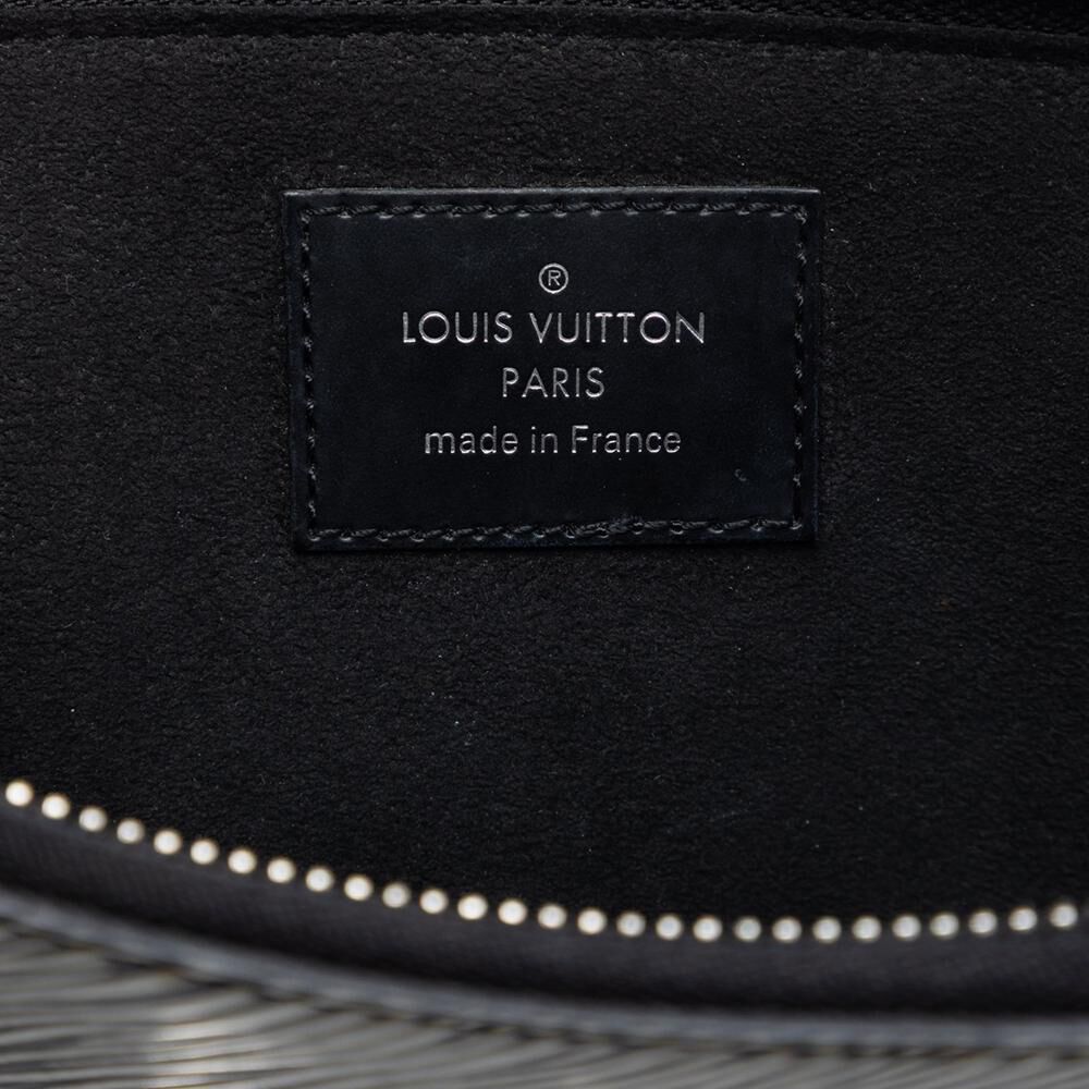 Louis Vuitton Clutch