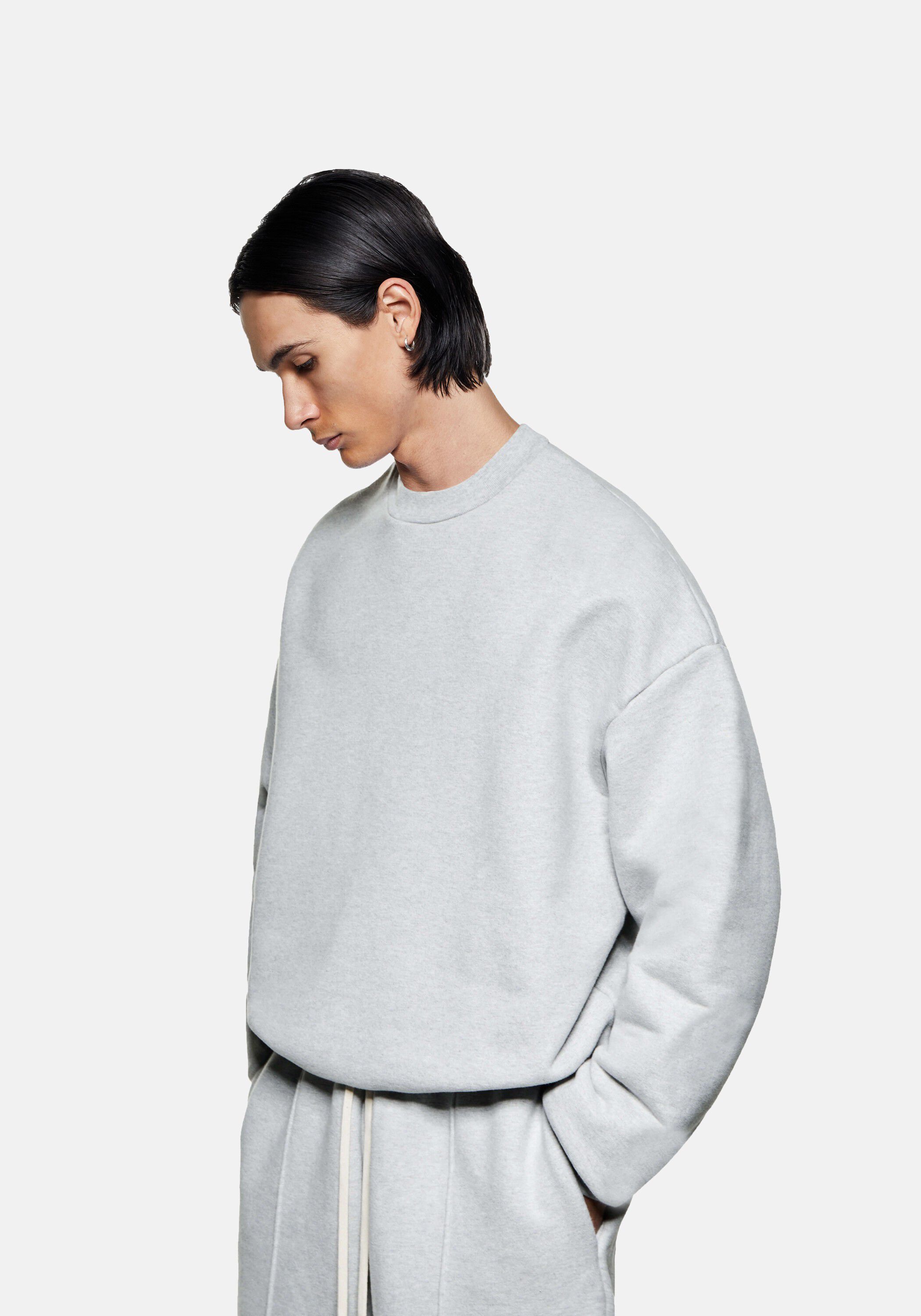 800 GSM SUPERWEIGHT CREWNECK