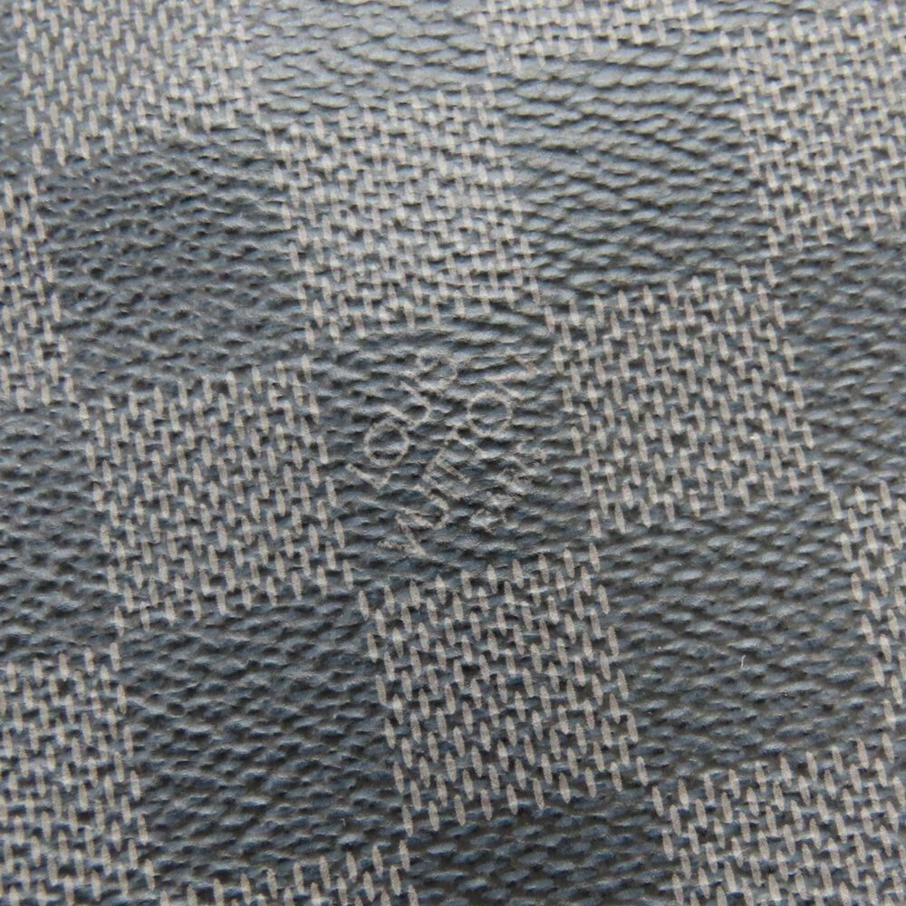 Louis Vuitton District