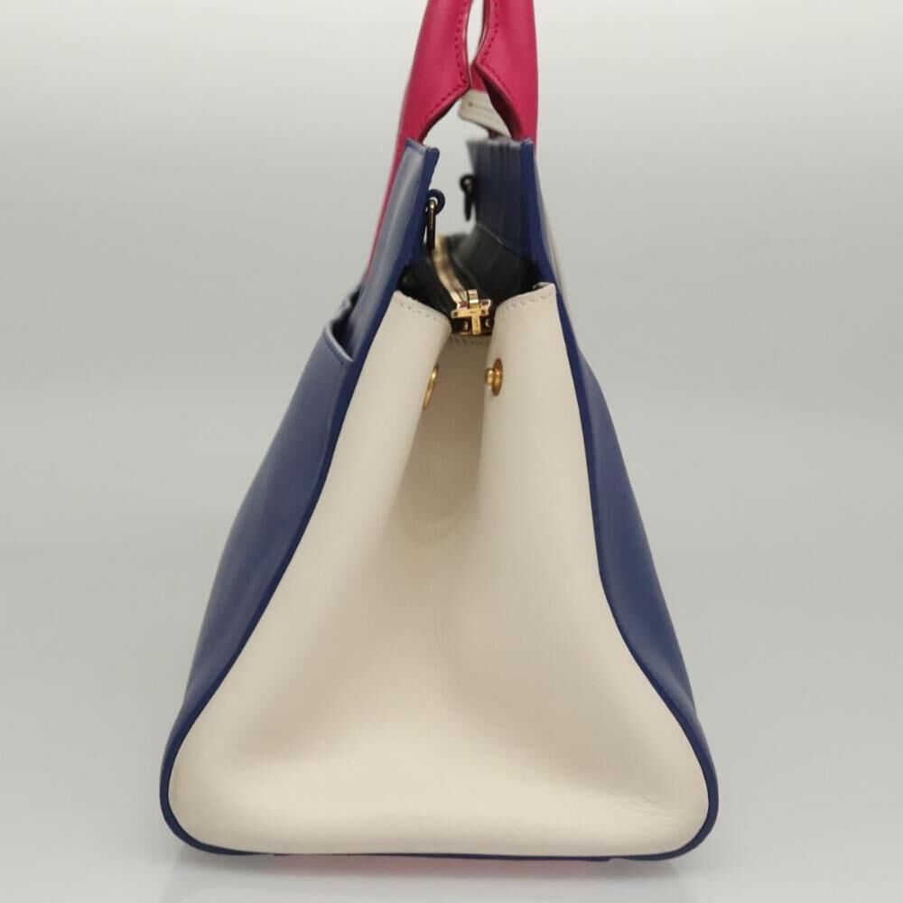 Yves Saint Laurent Handbag