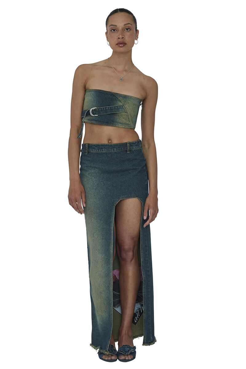 Curved Slit Skirt