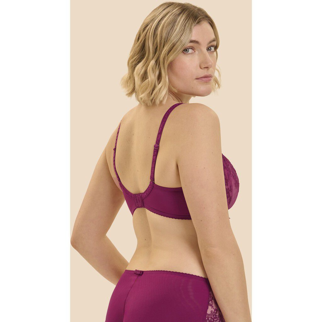 PASSION Half cup supporting bra