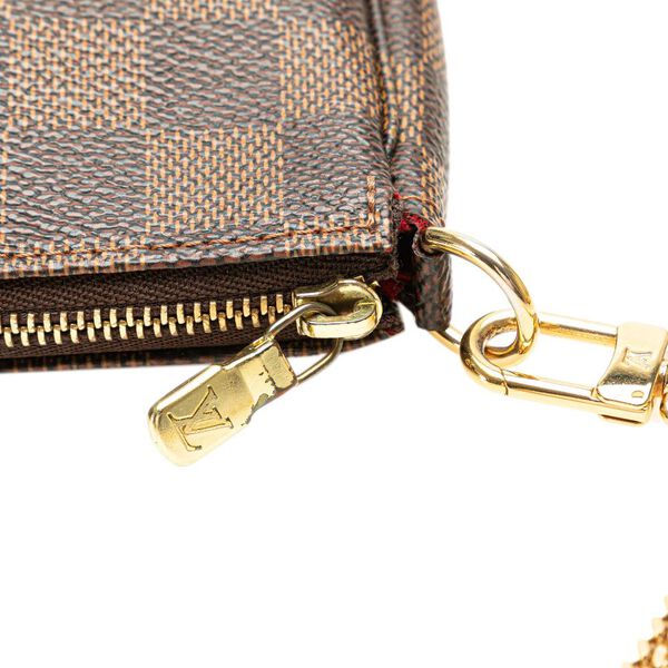 Louis Vuitton Pochette Accessoires