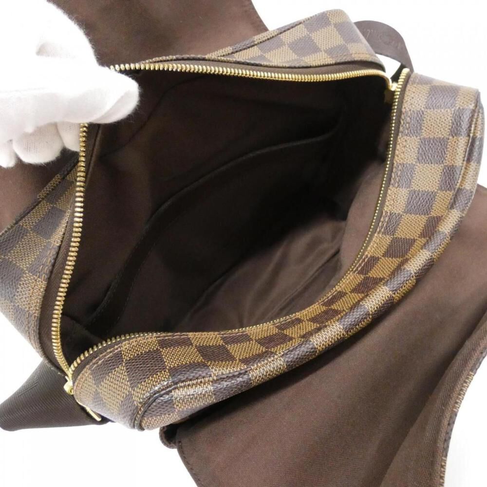 Louis Vuitton Messenger