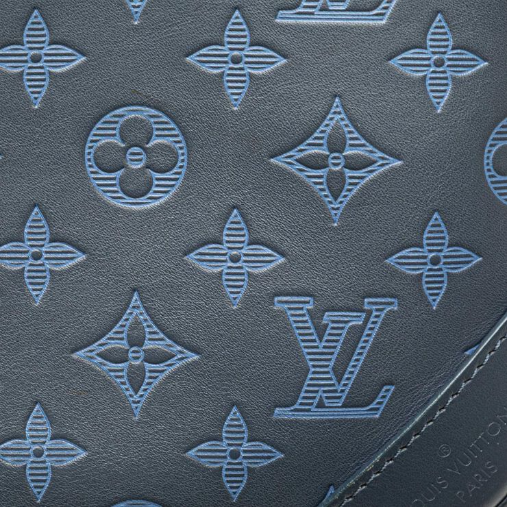 Louis Vuitton Messenger