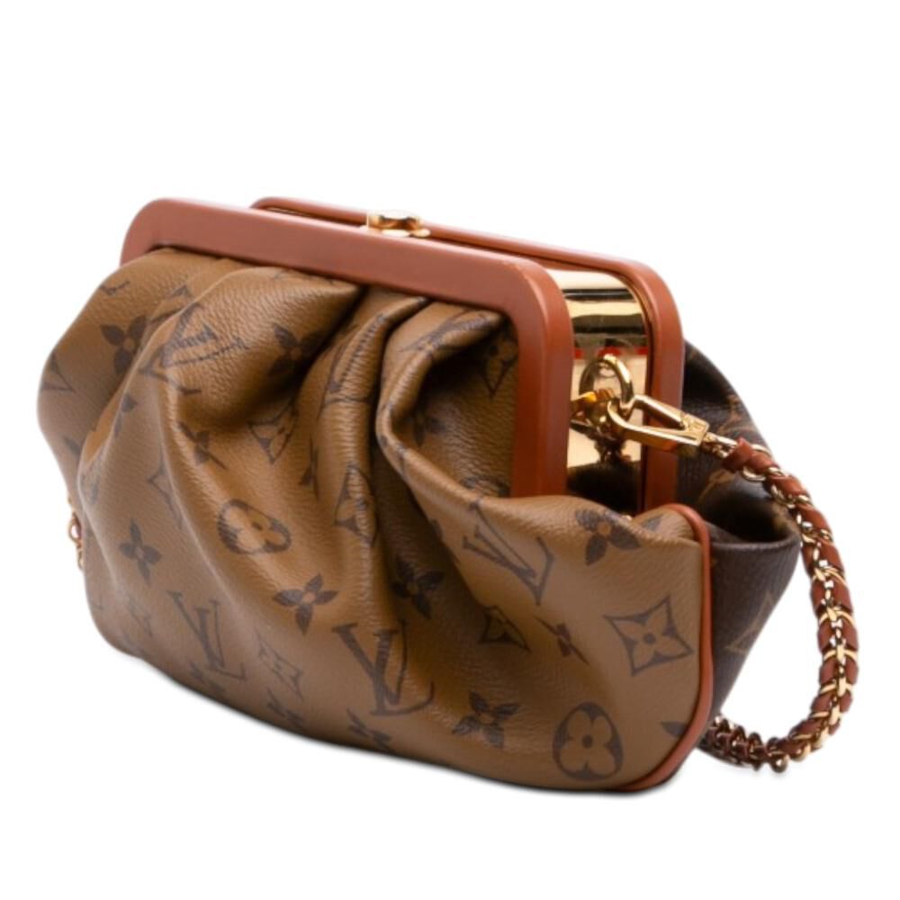 Louis Vuitton Shoulder Bags