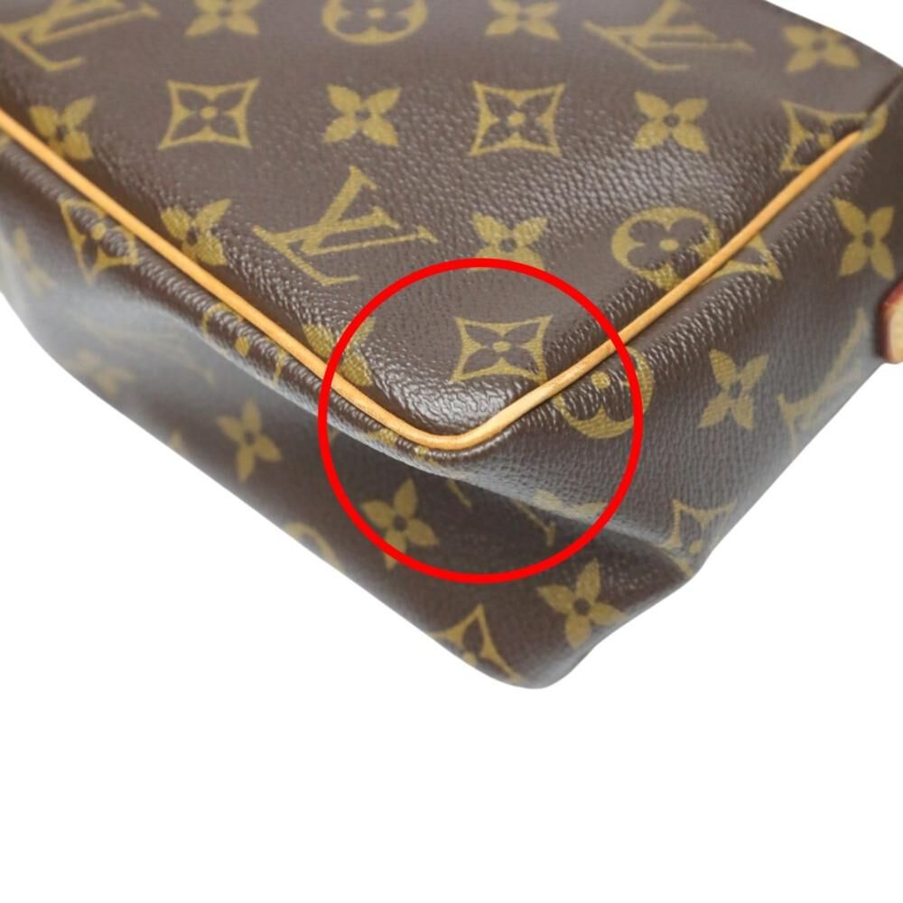 Louis Vuitton Shoulder Bags