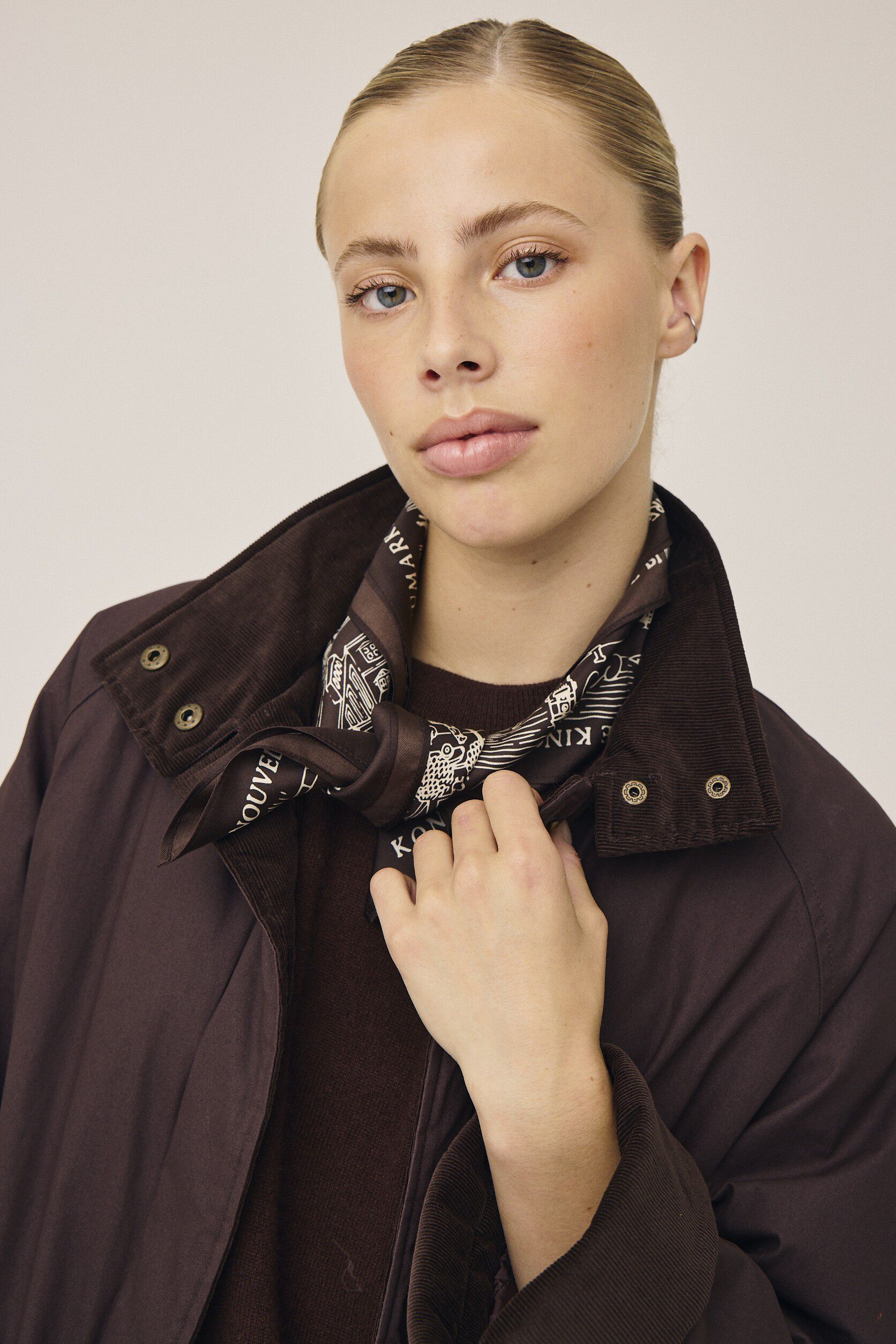 Emmy 3 Coated jakke med fl&oslash;jl kanter - GRS