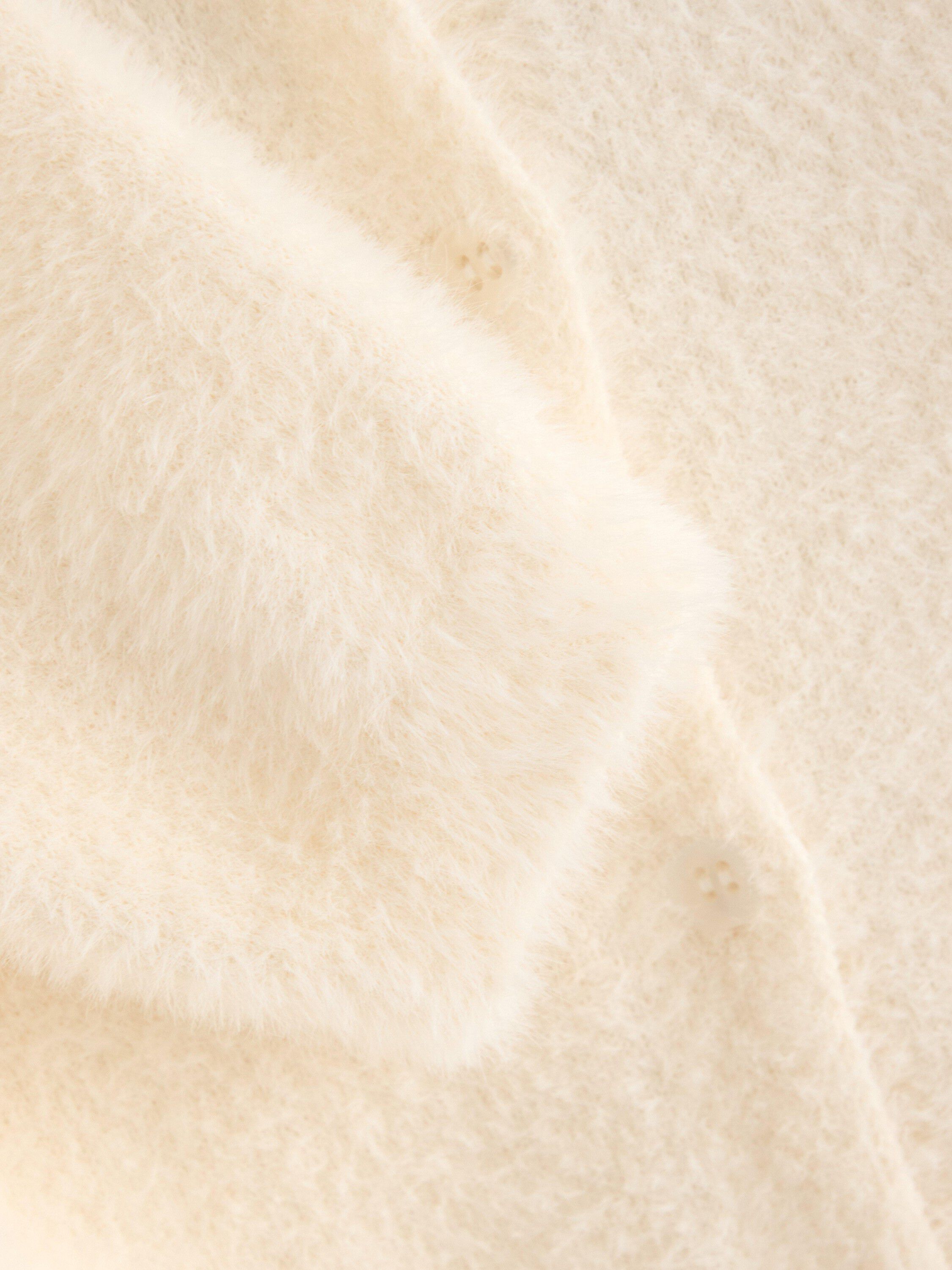 Myk, luftig cardigan med knapper fo