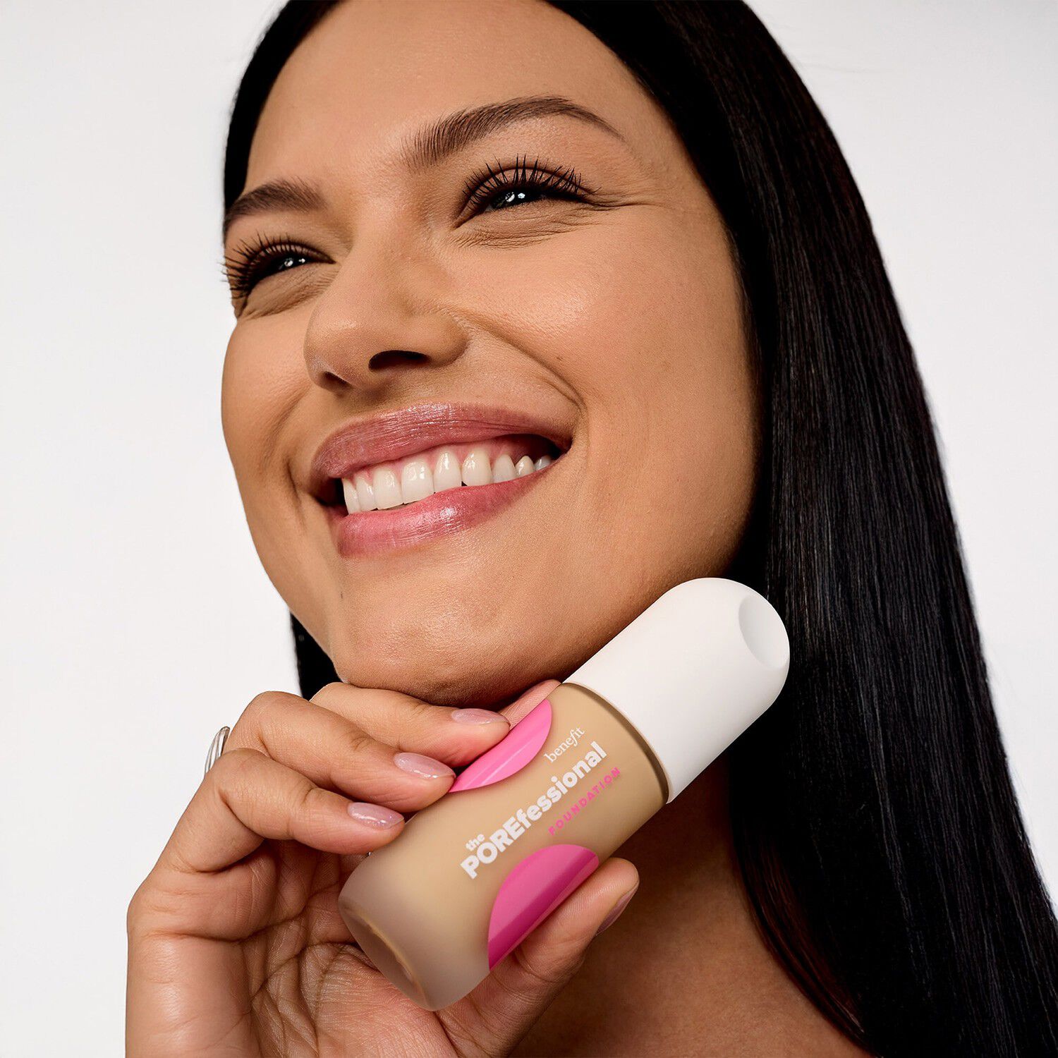 The Porefessional Foundation - udj&aelig;vnende foundation med Niacinamid