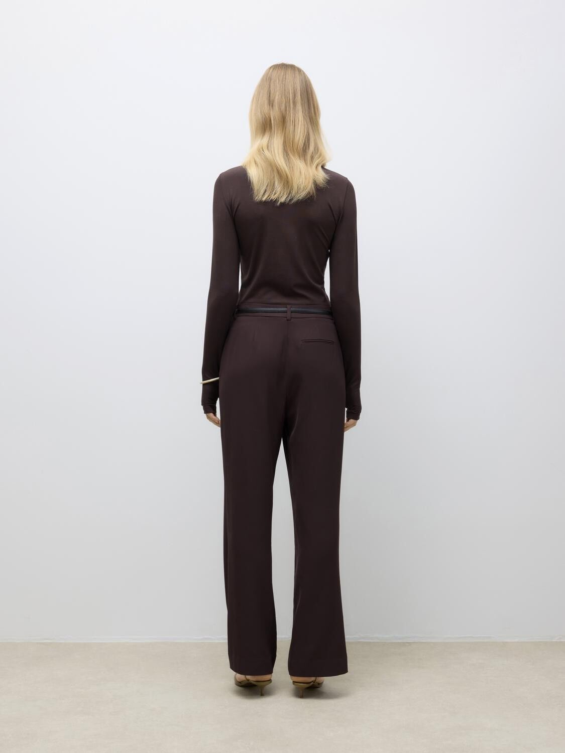 AWULA HEAVEN LS HIGH NECK TOP