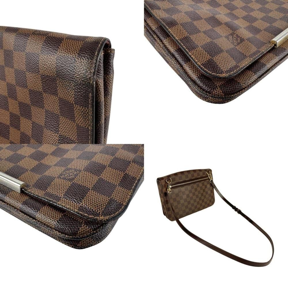 Louis Vuitton Shoulder Bags