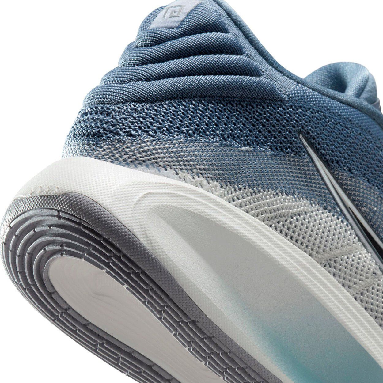 G.T. HUSTLE 3 SNEAKERS