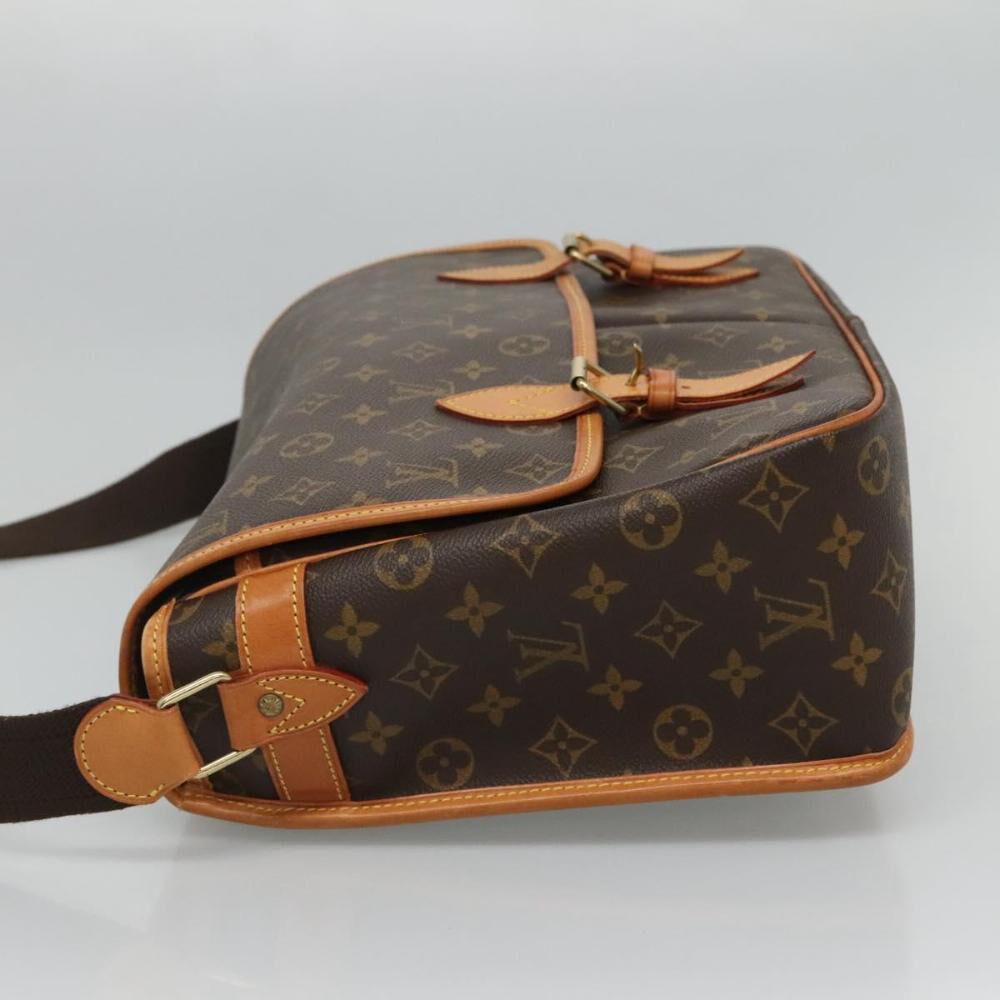 Louis Vuitton Gibeciere