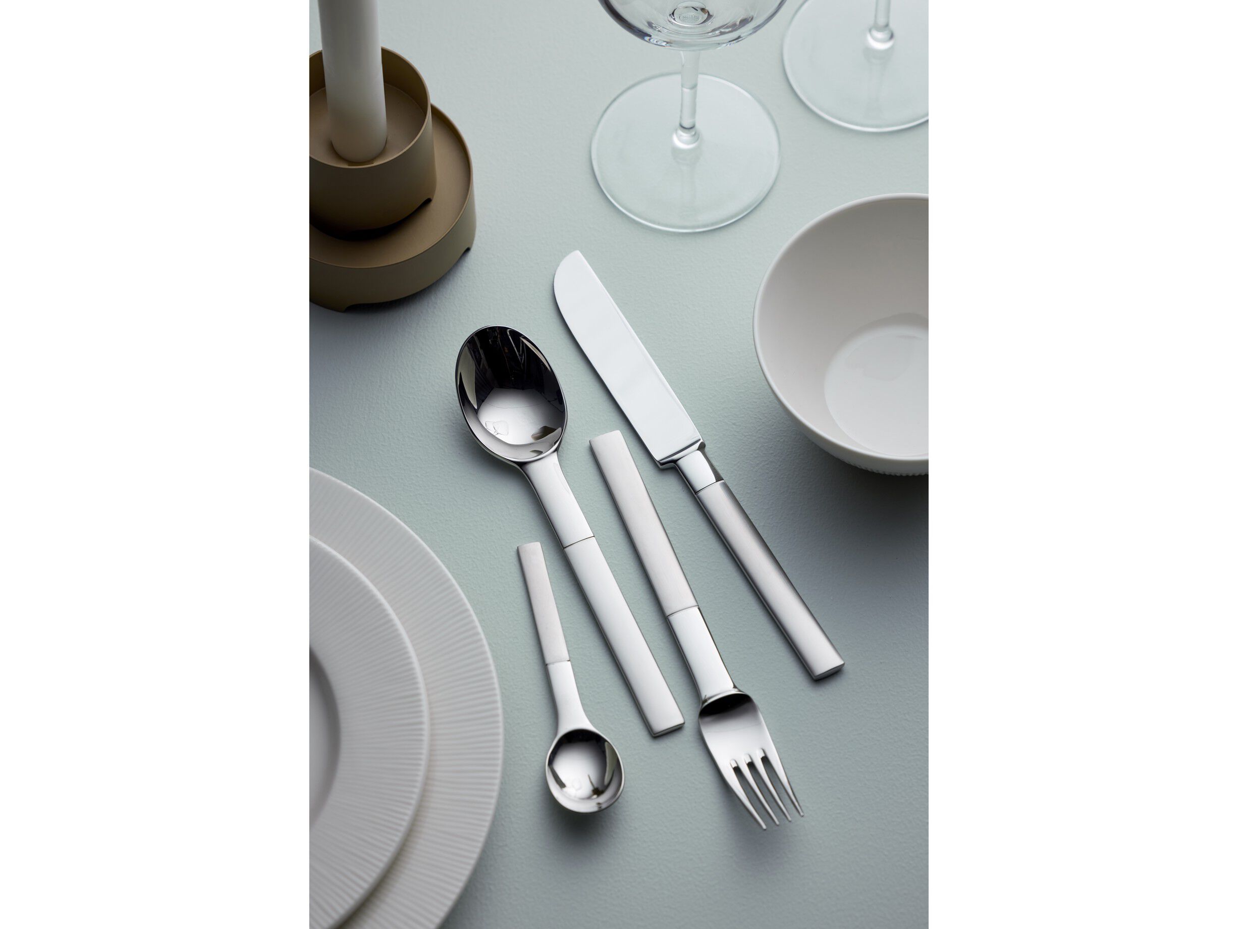 Bestiks&aelig;t Nobel 16 dele Mat/Blankt st&aring;l