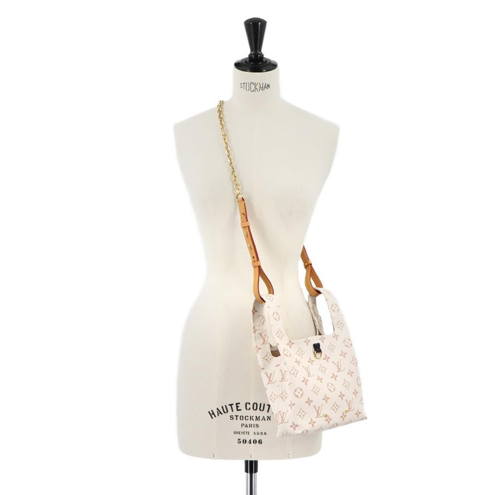 Louis Vuitton Shoulder Bags