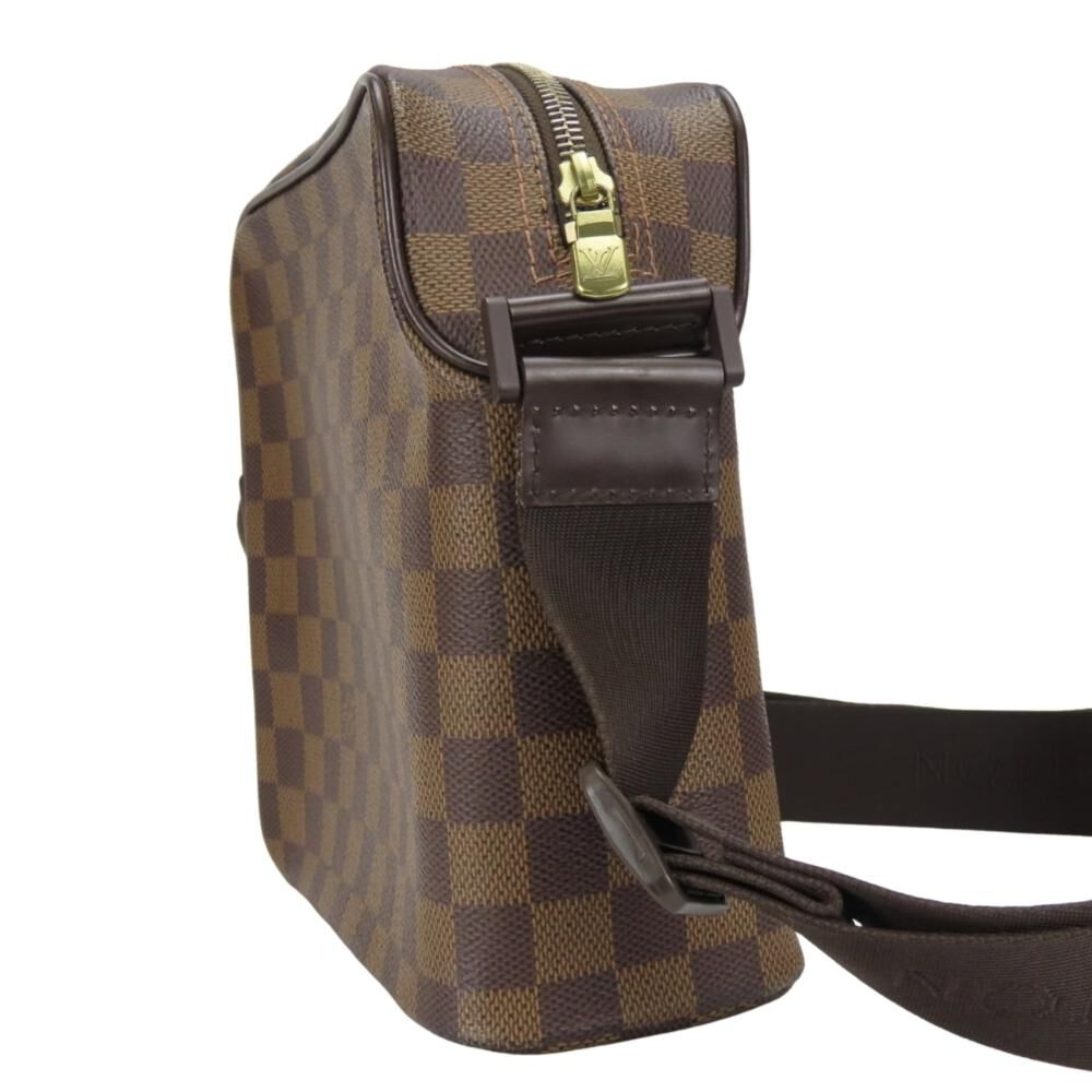 Louis Vuitton Shoulder Bags