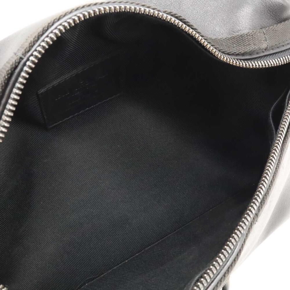 Louis Vuitton Messenger