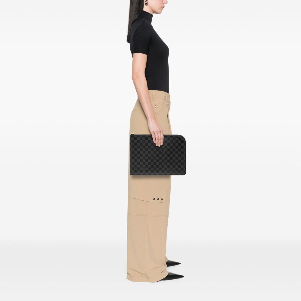 Louis Vuitton Clutch