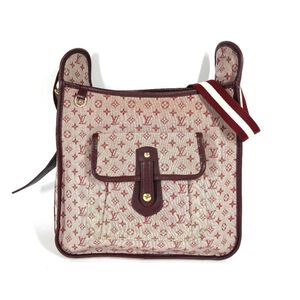 Louis Vuitton Shoulder Bags