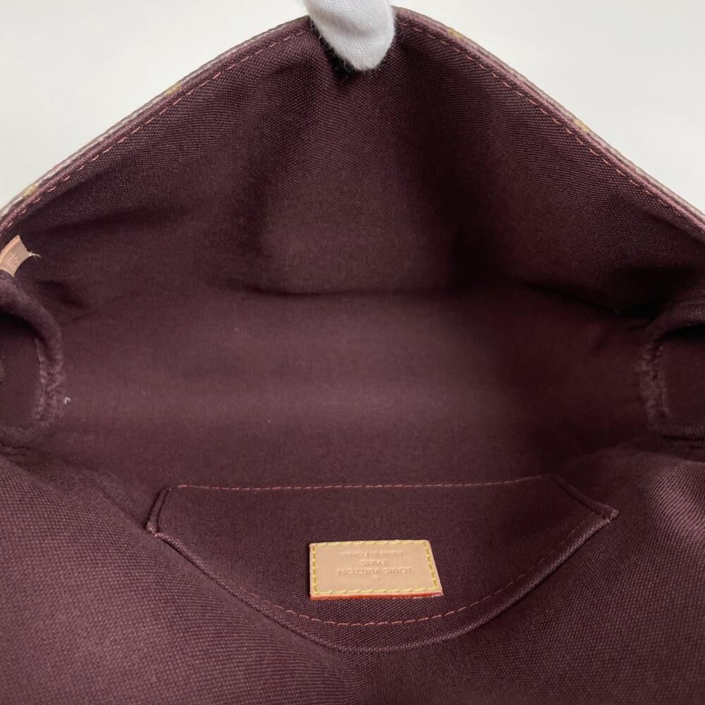 Louis Vuitton Favorite