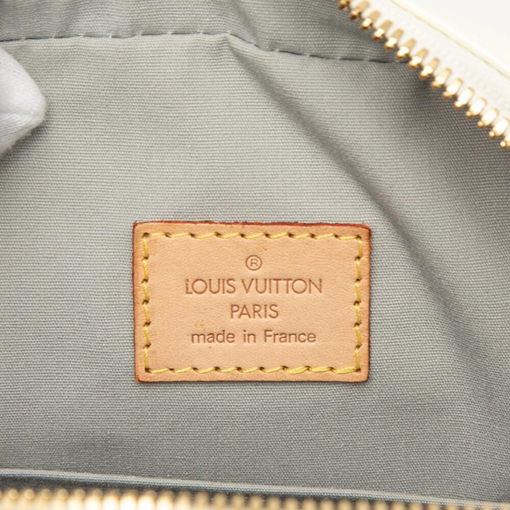 Louis Vuitton Summit Drive