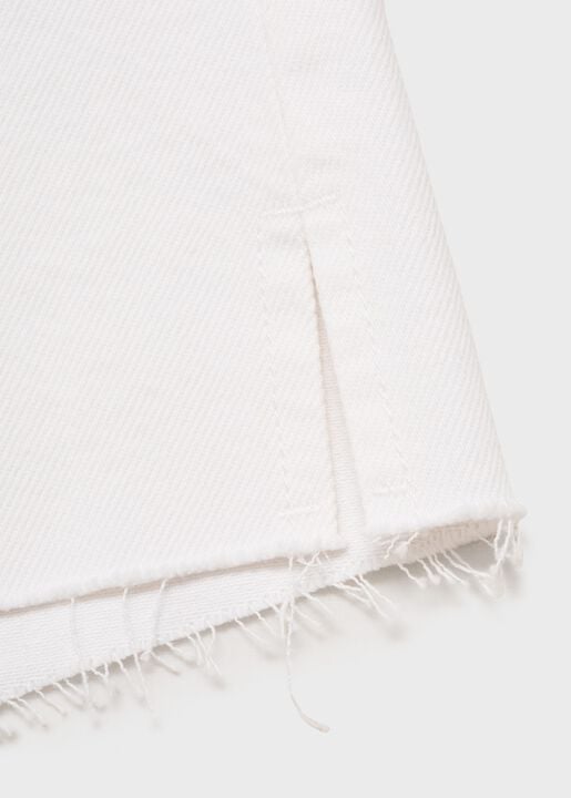 Denim shorts with frayed hem