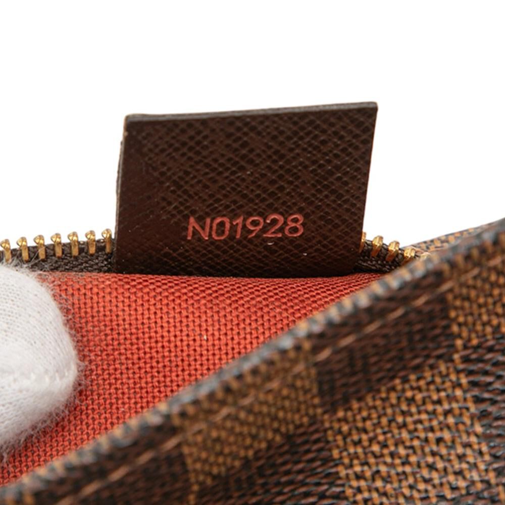 Louis Vuitton Shoulder Bags