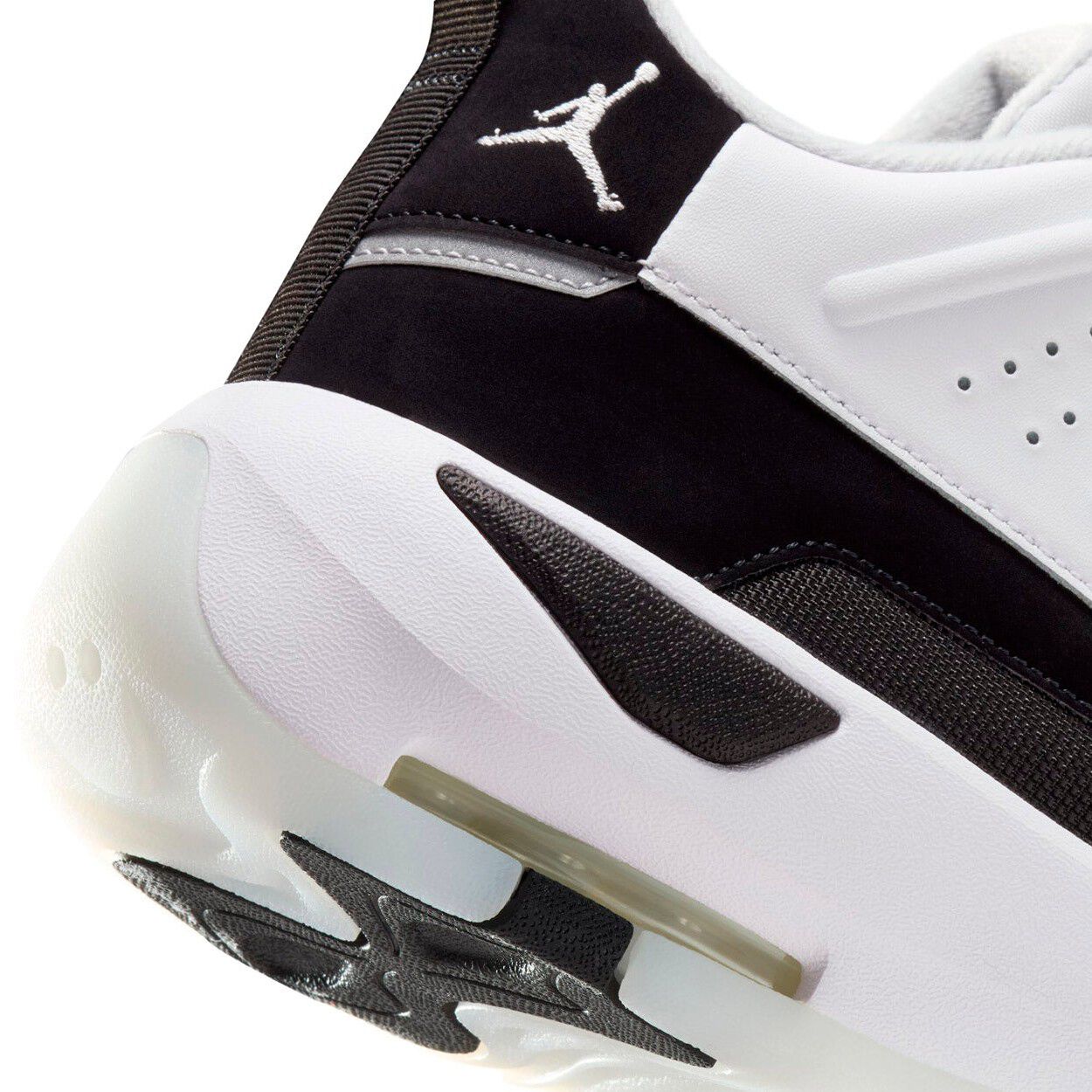 Jordan Max Aura 7 Sneakers