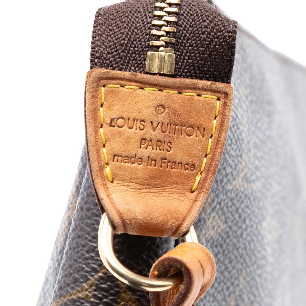 Louis Vuitton Pochette Accessoires